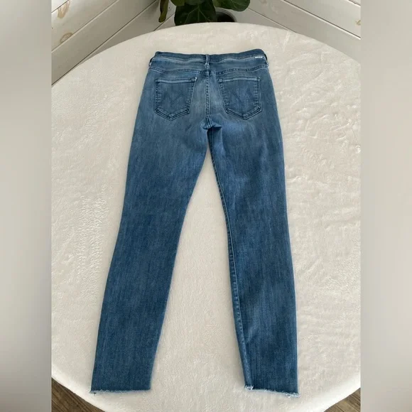 Mother Size 27 Stunner Zip Ankle Step Fray in Good Girls Do Skinny Jeans in GUC - Picture 14 of 17